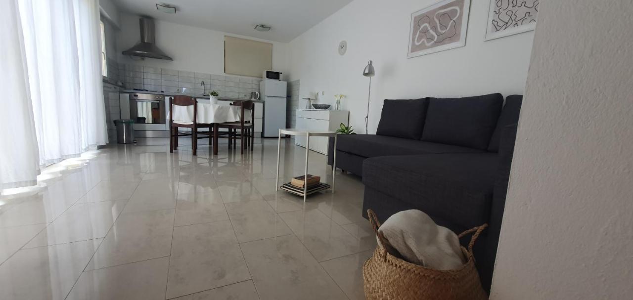 Apartment Brgacelj Kali Exterior foto